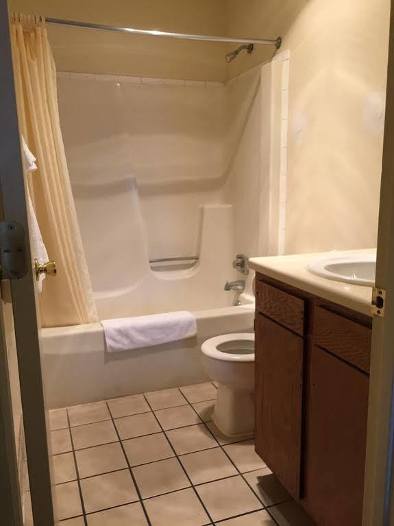 Howard Johnson Florence/ Cincinnati Area エクステリア 写真